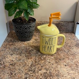 Rae Dunn Yellow Tweet Heart Mug with Duck feet topper